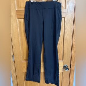 Duluth Trading Co. Bootcut Yoga Pants